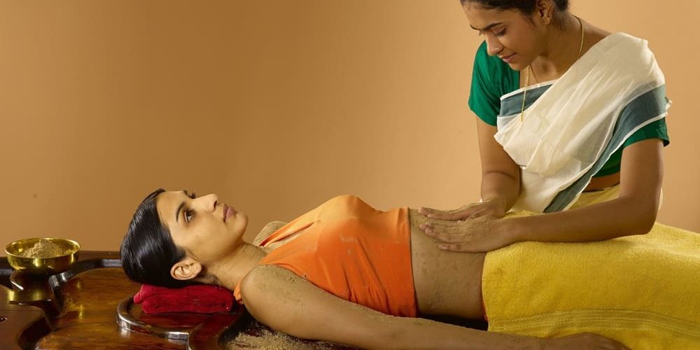 Ayurveda for Digestive Health: Kerala’s Best Natural Treatments